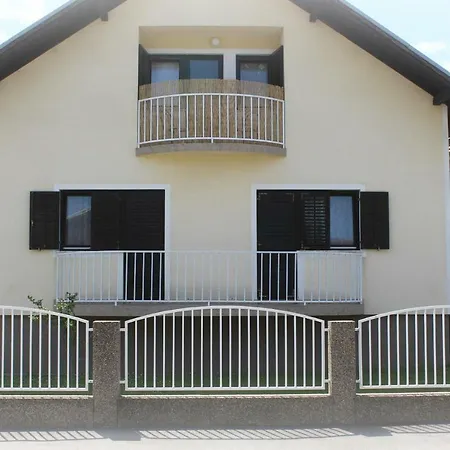 Apartman Ivana Varazdin Exterior photo